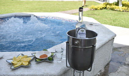 Tarde relajante en el jacuzzi de Quinta