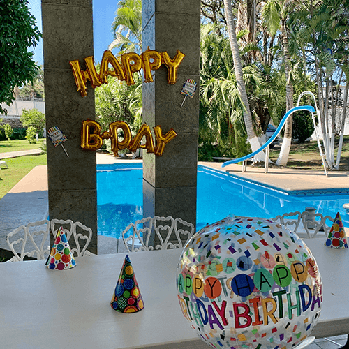 Celebra cumpleaños en Quinta Juan Ramón